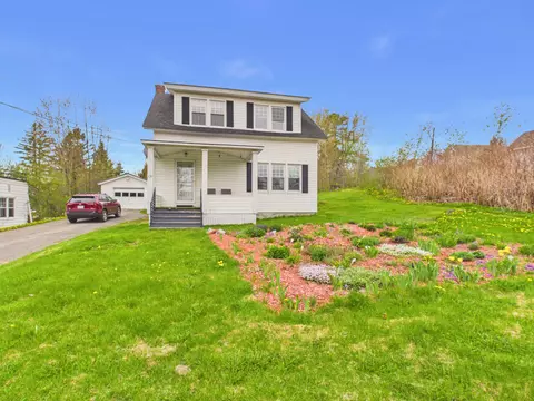 131 Main St, Van Buren, ME 04785