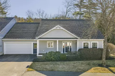 6 Mackworth Ln #6, Cumberland, ME 04021