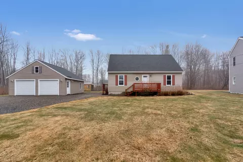 5 Davis Dr, York, ME 03909