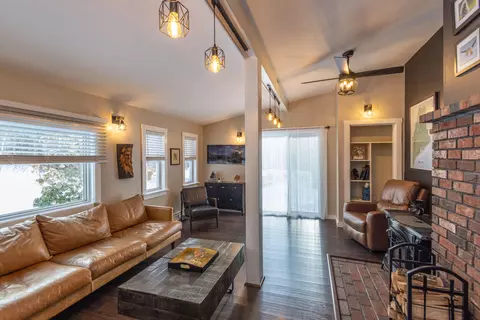 224 Tolman Rd, Warren, ME 04864