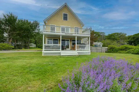 2 Maddox Pond Rd, Biddeford, ME 04005