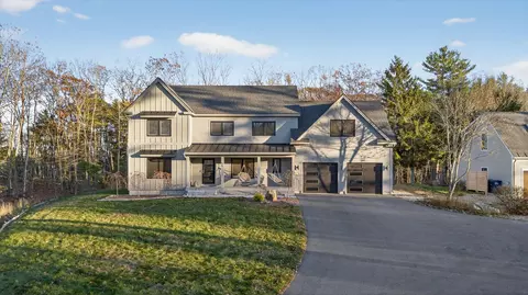 55 Hawthorne Ln, South Portland, ME 04106