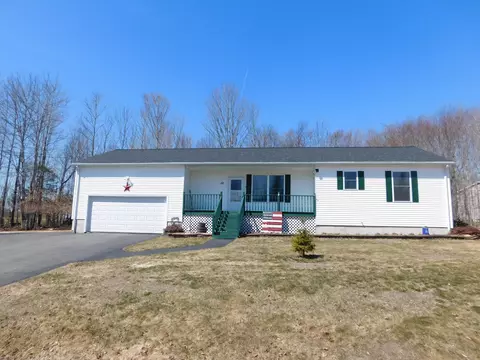 10 Bruce Rd, Corinth, ME 04427
