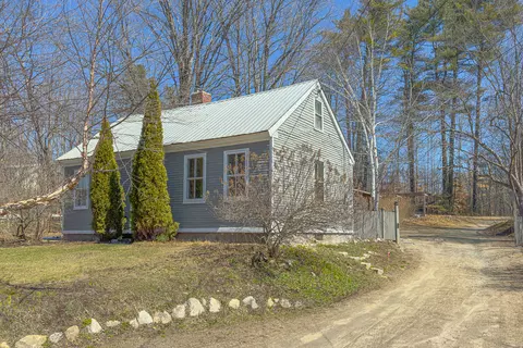 11 Harrison Rd, Bridgton, ME 04009