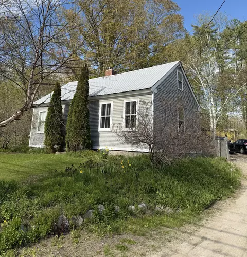 11 Harrison Rd, Bridgton, ME 04009