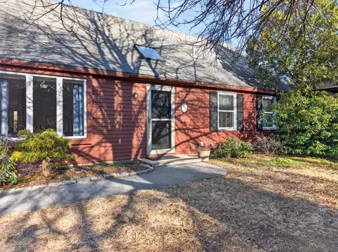 84 Willow Grove Rd #84, Brunswick, ME 04011