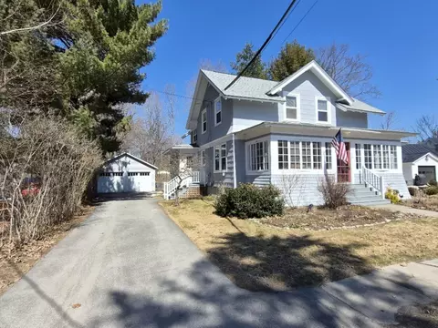 150 Greenwood Ave, Farmington, ME 04938