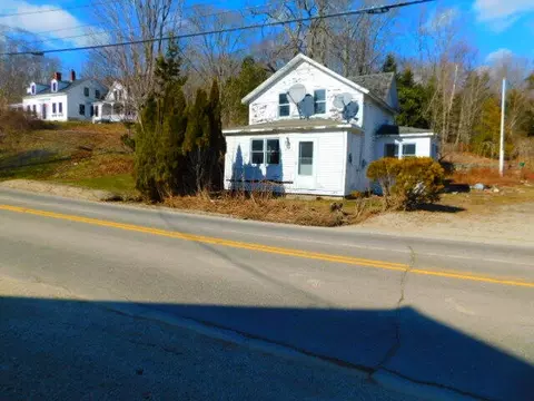 619 Reach Rd #1, Sargentville, ME 04673
