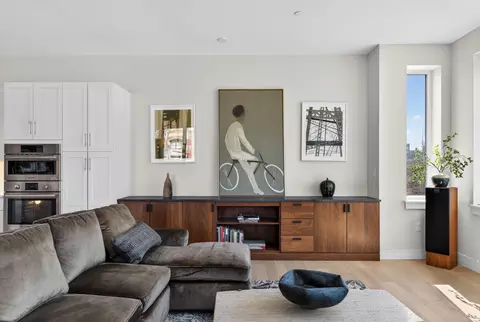 99 Federal St #208, Portland, ME 04101