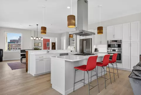 99 Federal St #208, Portland, ME 04101