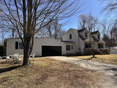 11 Burma Rd, North Berwick, ME 03906