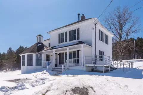 673 Main St, Grand Isle, ME 04746