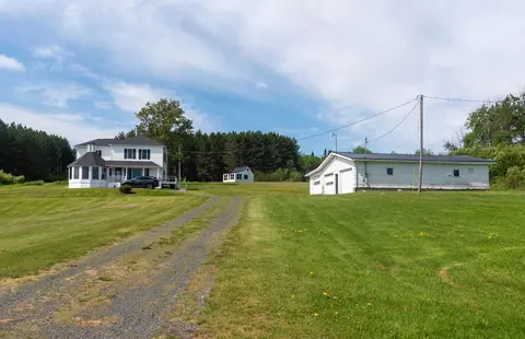 673 Main St, Grand Isle, ME 04746