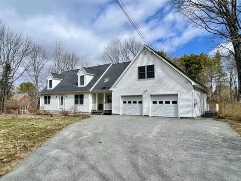 56 Durham Rd, Brunswick, ME 04011