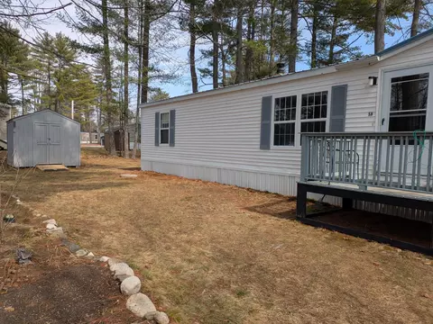 58 Pinegrove Dr, Standish, ME 04084