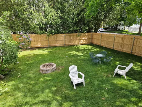 178 W Broadway, Bangor, ME 04401