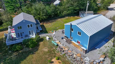 17 Dyvonne Ter, Bridgton, ME 04009