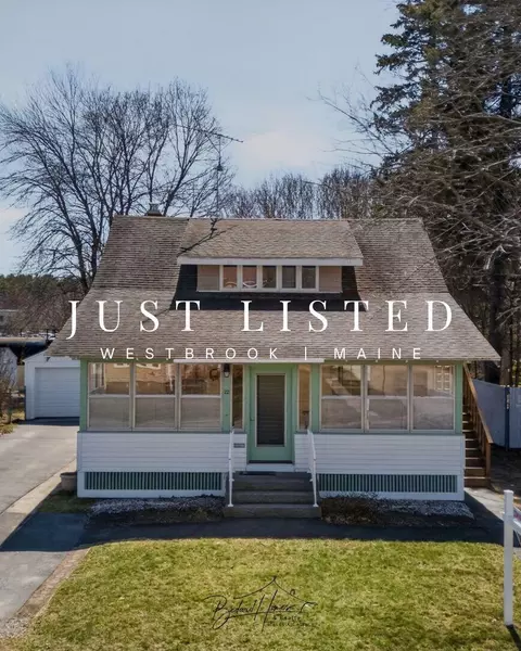 22 Clifford St, Westbrook, ME 04092