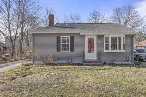 41 George St, South Portland, ME 04106