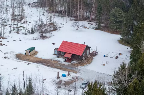 1337 E Plantation Rd E, E Twp, ME 04758