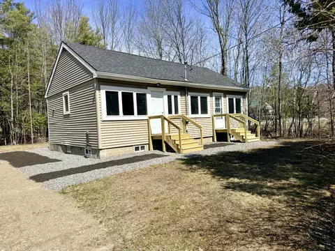 515 Eastern Ave, Augusta, ME 04330