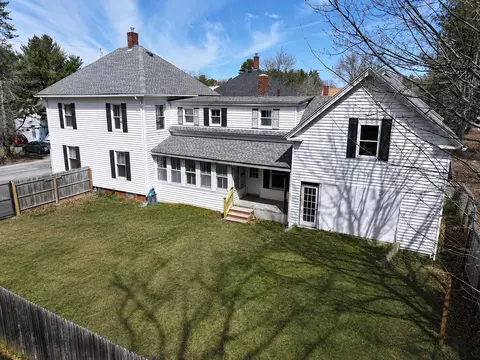 10 Blethen St, Lisbon, ME 04252