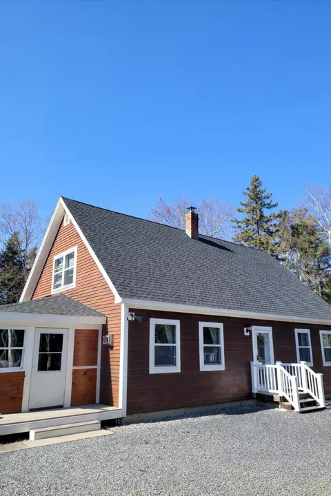 657 Bemis Rd, Rangeley Plt, ME 04970