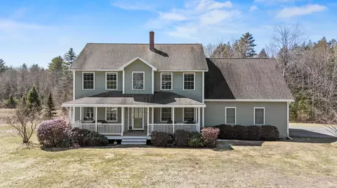 9 Winding Brook Way, Gorham, ME 04038