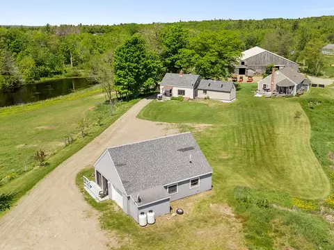 18 22 32 Fox Meade Ln, Searsmont, ME 04973