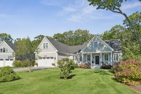 35 Beryls Way, Kennebunkport, ME 04046