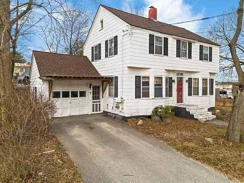 7 Donald St, Waterville, ME 04901