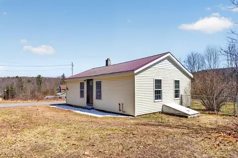 291 Little Wilson Pond Rd, Turner, ME 04282