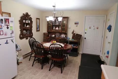 Dining - 65 Smith St #8, Augusta, ME 04330 photo 1 of 2