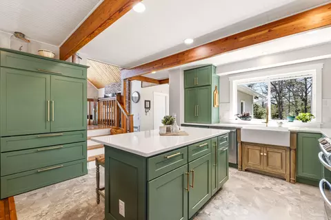 Kitchen - 43 Dromore Vw, Phippsburg, ME 04562 photo 4 of 11