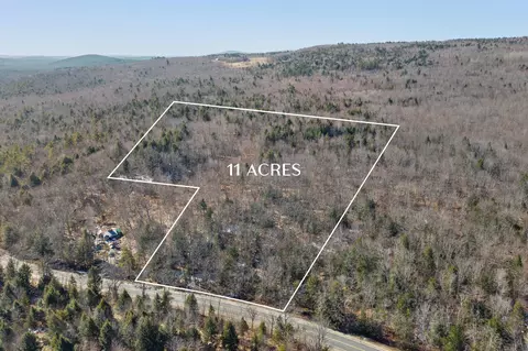 010 Main St, Sumner, ME 04220