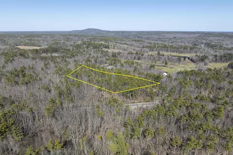 20 Witchtrot Rd, York, ME 03903