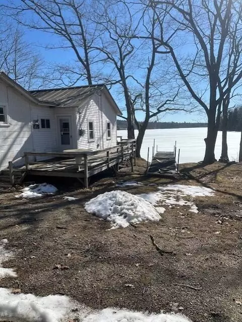 28 Pond Ln, Brooksville, ME 04617