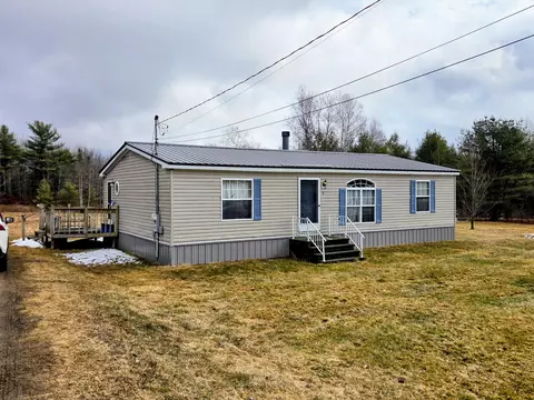 8 Veros Way, Winterport, ME 04496