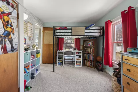 Bedroom - 677 Middle St, Bath, ME 04530 photo 2 of 5