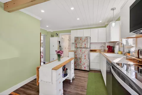 Kitchen - 677 Middle St, Bath, ME 04530 photo 2 of 3