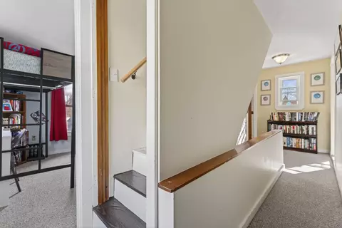 Entry Way - 677 Middle St, Bath, ME 04530 photo 6 of 7
