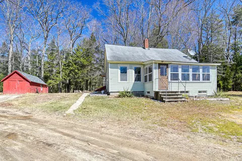 60 Mechanic Falls Rd, Poland, ME 04274