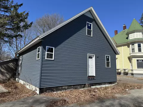 24 Prentiss St, Bangor, ME 04401