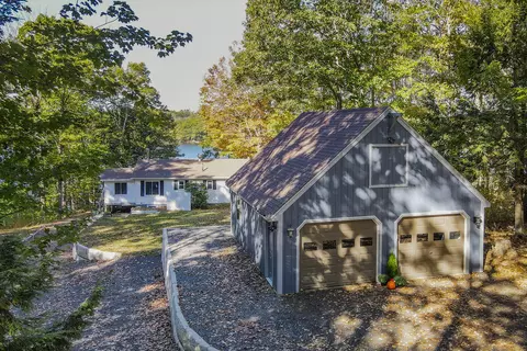 89 Mallard Dr, Richmond, ME 04357