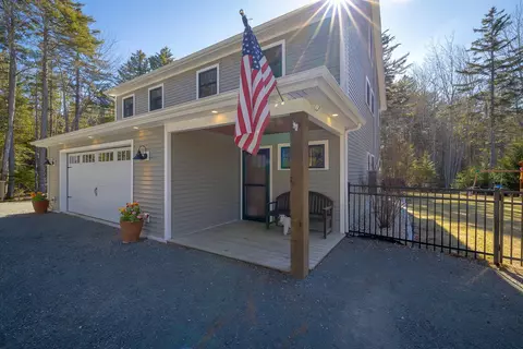 1999 Bayside Rd, Trenton, ME 04605