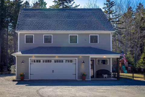 1999 Bayside Rd, Trenton, ME 04605