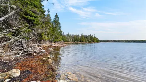 35 Aspen Ln, Steuben, ME 04680
