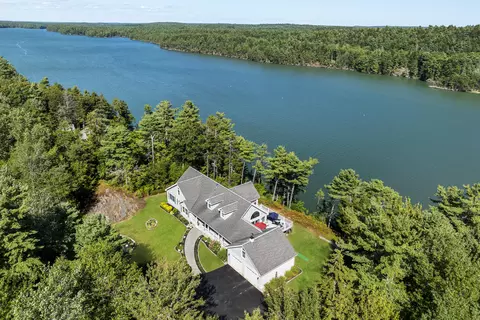 35 Yuhas Dr, Harpswell, ME 04079