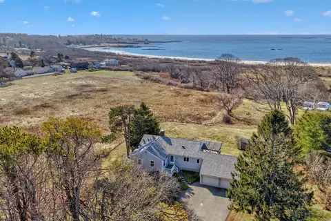 32 Bowery Beach Rd, Cape Elizabeth, ME 04107