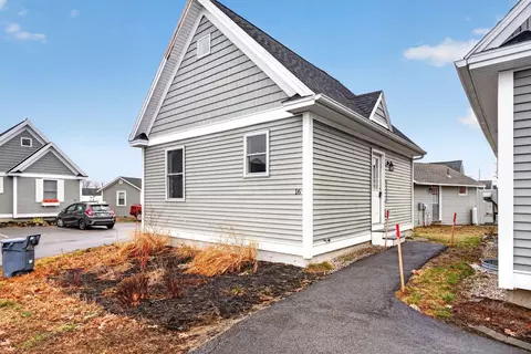 994 Portland Rd #16, Saco, ME 04072